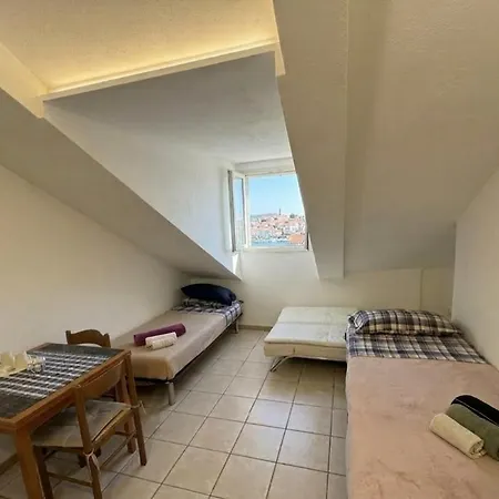 Elohim Center Apartment